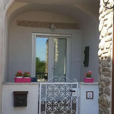 Blue Living-Borgo Antico Marciana Marina