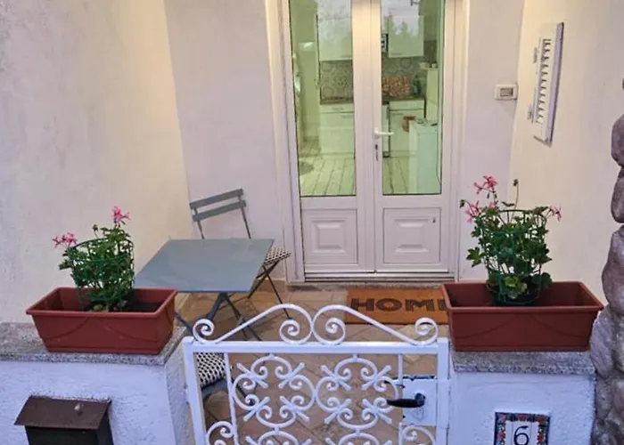 Blue Living-Borgo Antico Marciana Marina (Isola d'Elba)