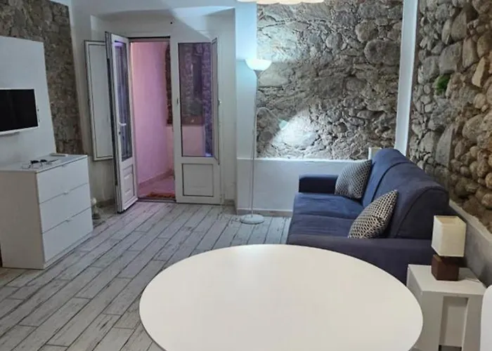 Blue Living-Borgo Antico * Marciana Marina (Isola d'Elba)